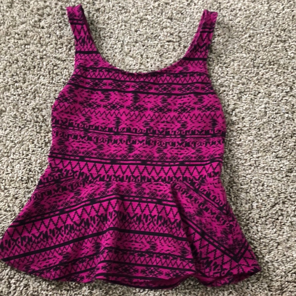 Express- Magenta Aztec Tank Top